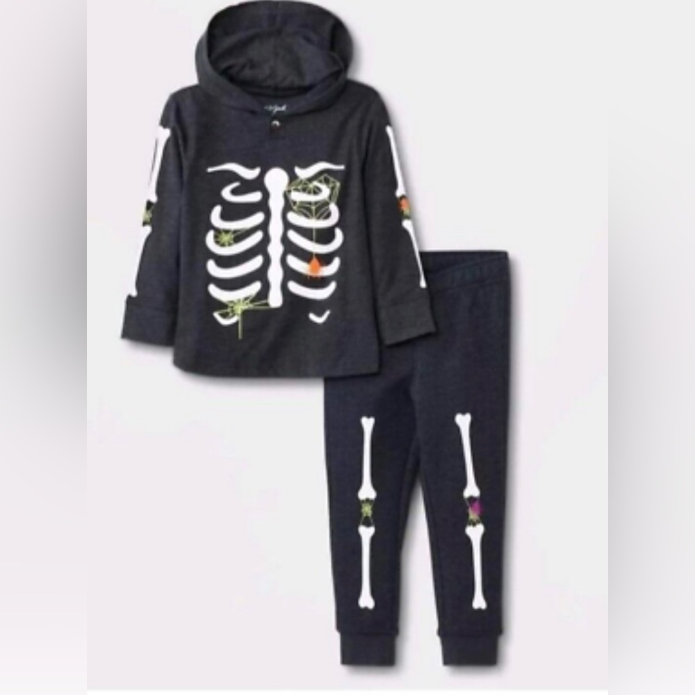 Boys 2pc set Halloween hooded top & fleece joggers pants 18m cat & Jack brand.